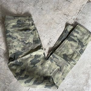 Hudson | Krista Super Skinny Crop in Camo